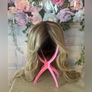 WFEW (like Belle Tress) “Nashville” wig - EUC! Beautiful!READ FULL DESCRIPTION!